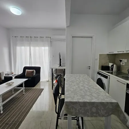 Appartement Sunset One-bedroom Suite, Close To The